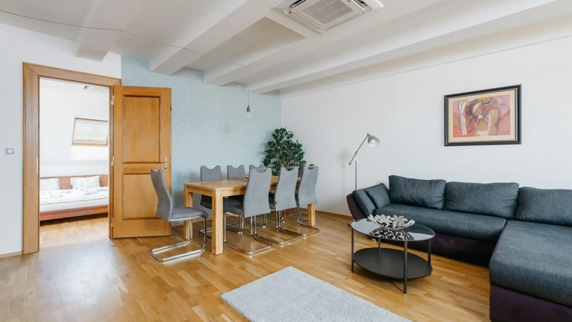 Eli Spacious Apt With Old Town View, Parking & Ac Prague