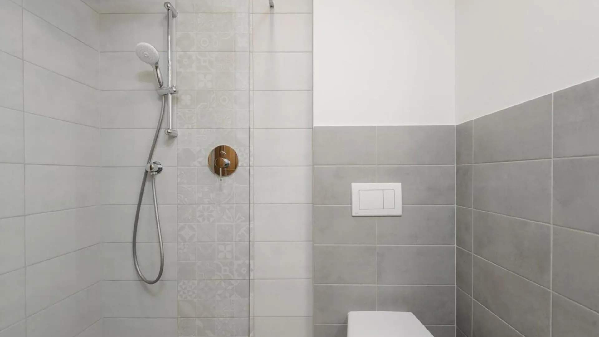 Apartment Eli Spacious Apt With Old Town View, Parking & Ac Prague