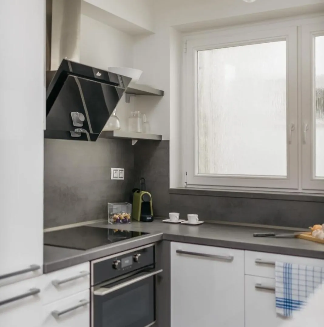 Eli Spacious Apt With Old Town View, Parking & Ac Prague 0*,  Czech Republic